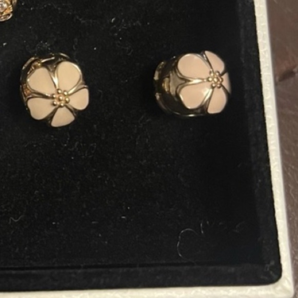 14K gold Pandora cherry blossom clips